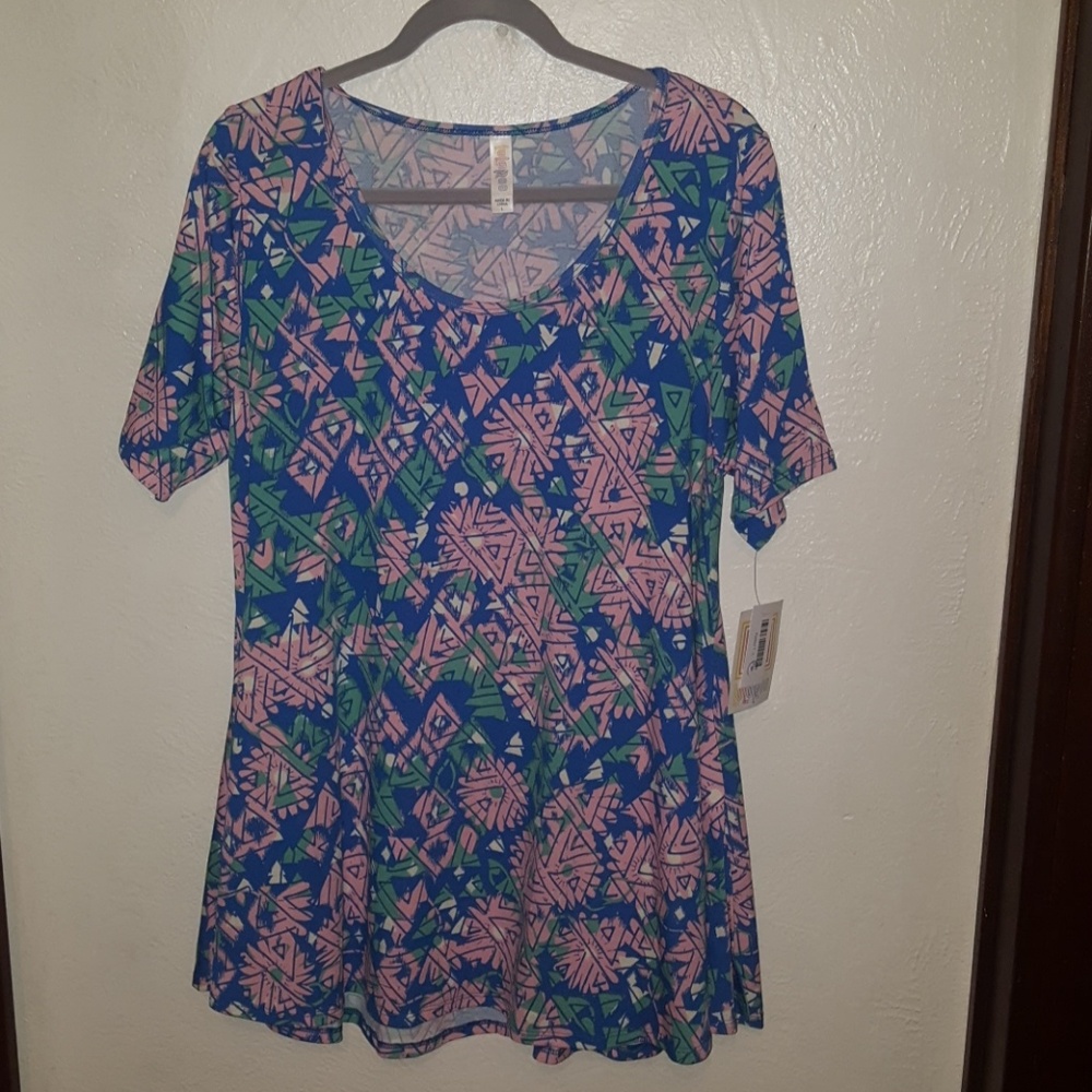 LuLaRoe Perfect T, Size L